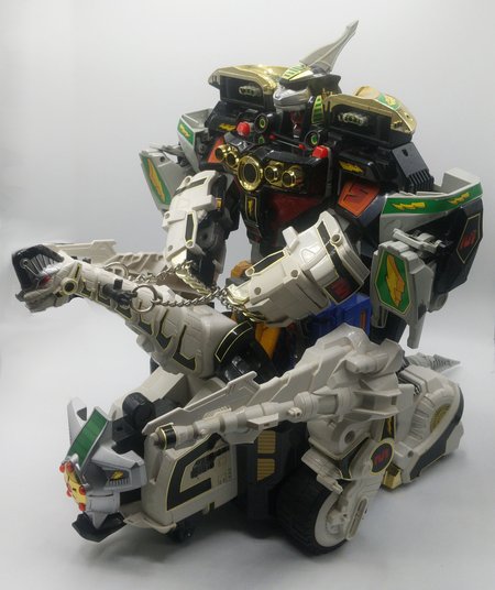 Dino Ultrazord / Kyukyoku Gattai Ultimate Daizyuzin