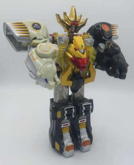 Wild Force Megazord Double Knuckle / GaoKing Double Knuckle