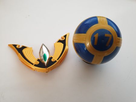 Karakuri Ball 17 - Tri Tsume