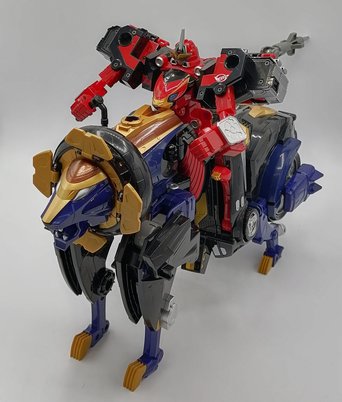 CB-01 Ace/Go-Buster Ace riding Buster Animal LT-06